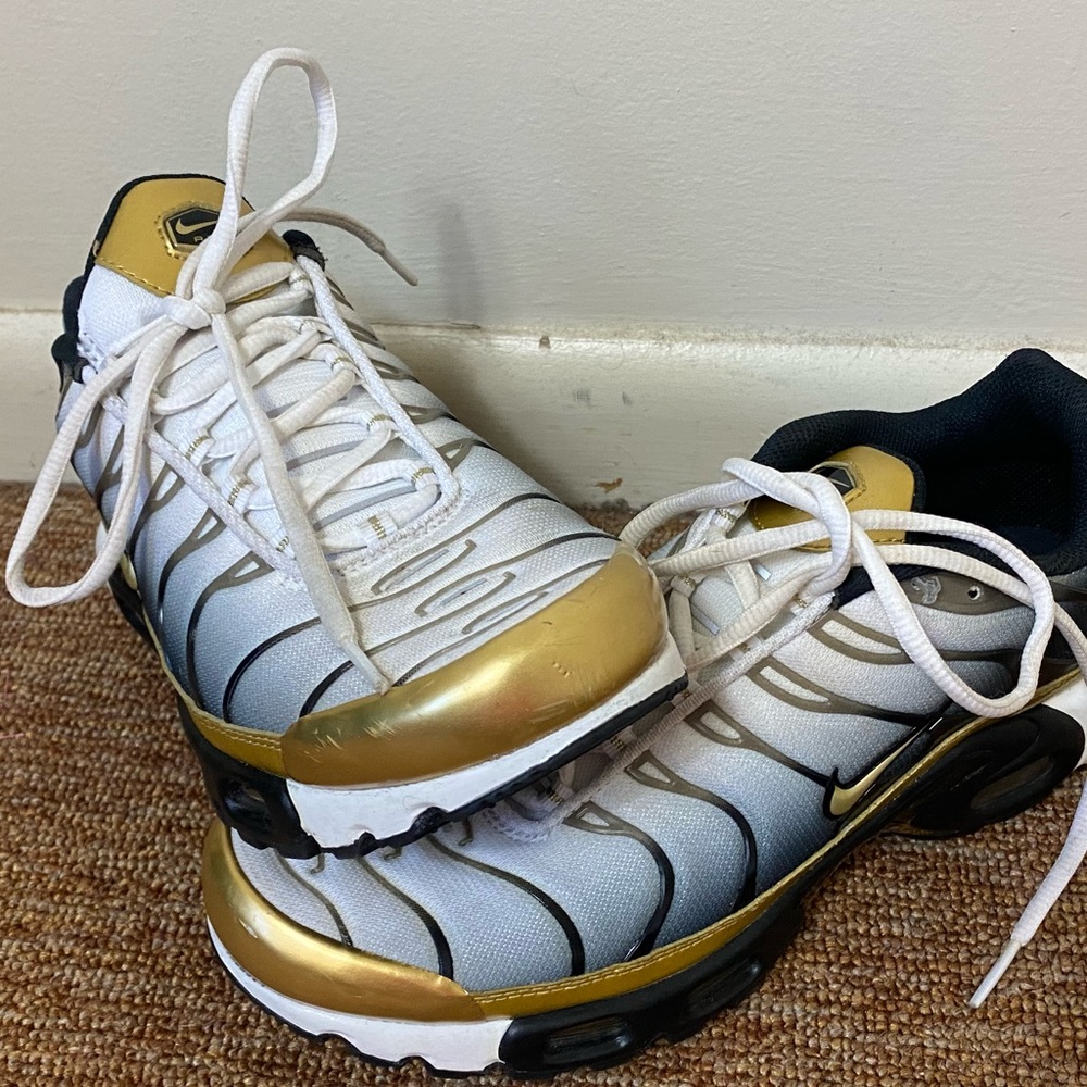 Nike TN Air Max Plus 50th Anniversary Sneakers. Gold, Black, and White. Size 8.